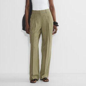 Aritzia The Effortless Pant™ Curve-fit - CruiseLinen™ (NWT)